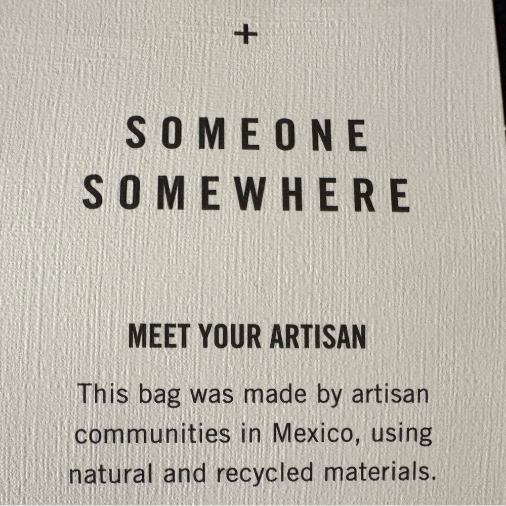 “Someone Somewhere” Artisan-Made Small Travel Pouch - Picture 5 of 8